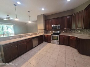 680 Chestwood Chase Dr in Orange Park, FL - Building Photo - Building Photo
