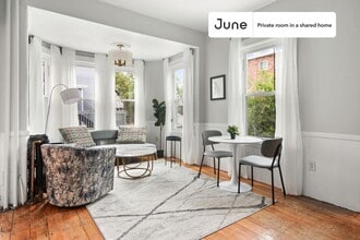 Private bedroom in 4 bed/2.5 bath Home in Boston, MA - Building Photo - Building Photo