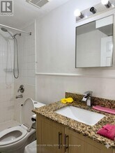 5130 Warwickshire Way in Mississauga, ON - Building Photo - Building Photo