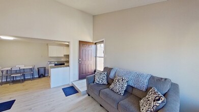 2929 W Floyd Ave in Denver, CO - Building Photo - Building Photo