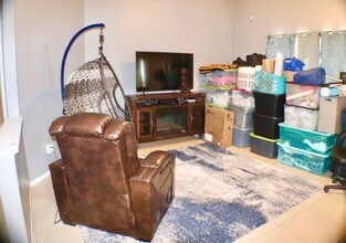 135 Bailey Cir in Davenport, FL - Building Photo - Building Photo