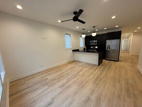 6031 S Vernon Ave in Chicago, IL - Building Photo - Building Photo