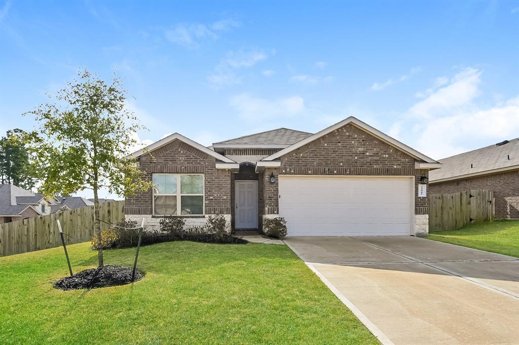 14005 Lake Cres Dr in Conroe, TX - Building Photo