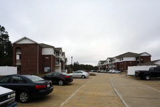 Oleander Park Apartments in Mobile, AL - Building Photo - Building Photo