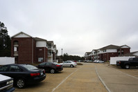 Oleander Park Apartments in Mobile, AL - Foto de edificio - Building Photo