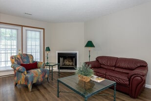 Millstone Lakes Apartments in Columbus, OH - Building Photo