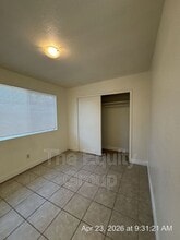 32606 Rd 124 in Visalia, CA - Building Photo - Building Photo