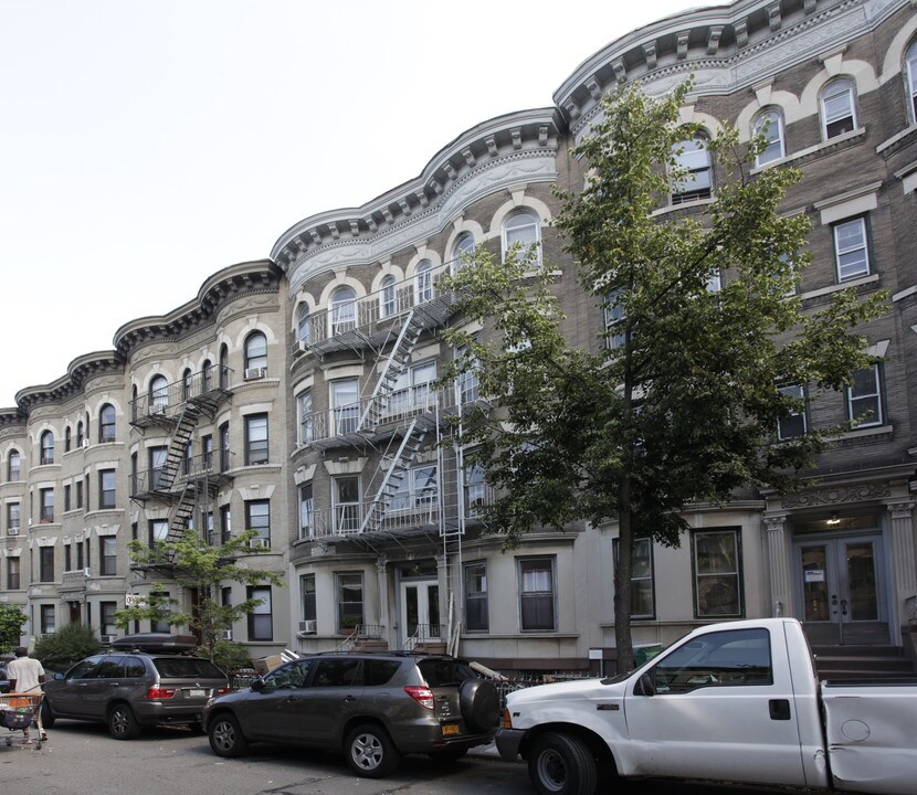 529 8th St in Brooklyn, NY - Foto de edificio