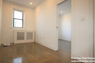 11 Queensberry St, Unit 35 in Boston, MA - Foto de edificio - Building Photo