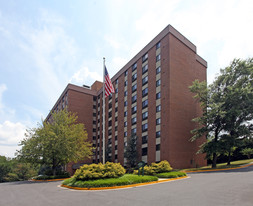 Forest Oak Towers Apartments