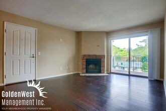 1740 S El Camino Real-Unit -UNIT 203 in Encinitas, CA - Building Photo - Building Photo