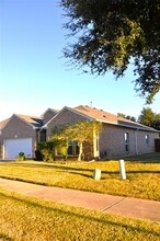 506 Flintwood Ln in Arlington, TX - Building Photo - Building Photo