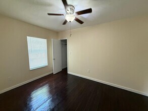 2202 Burnett Ave in Waco, TX - Building Photo - Building Photo