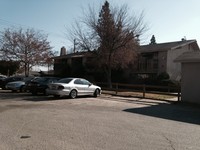 North Chestnut 6 Plex in Fresno, CA - Foto de edificio - Building Photo