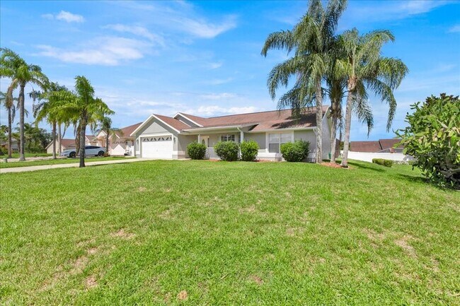 112 Azalea Dr in Davenport, FL - Building Photo - Building Photo