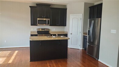 2310 Flint Dr in Washington, PA - Building Photo - Building Photo