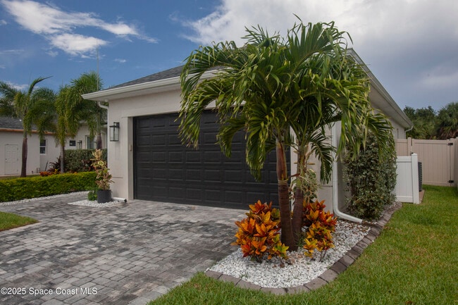 4305 Negal Cir in Melbourne, FL - Building Photo - Building Photo