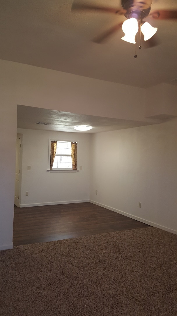 908 E Main St in Norman, OK - Building Photo - Building Photo