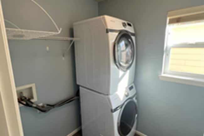 6200 Radiance Blvd E in Fife, WA - Building Photo - Building Photo