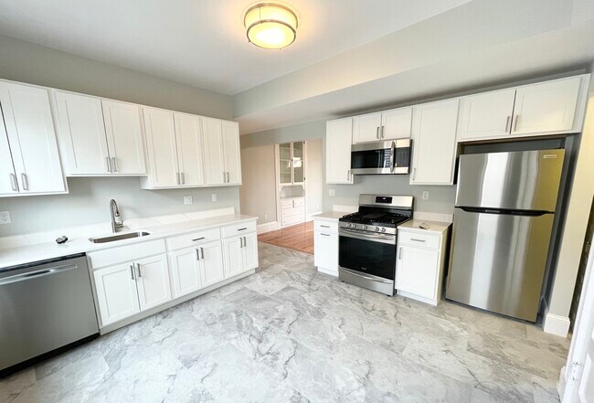 159 Boston St, Unit 2