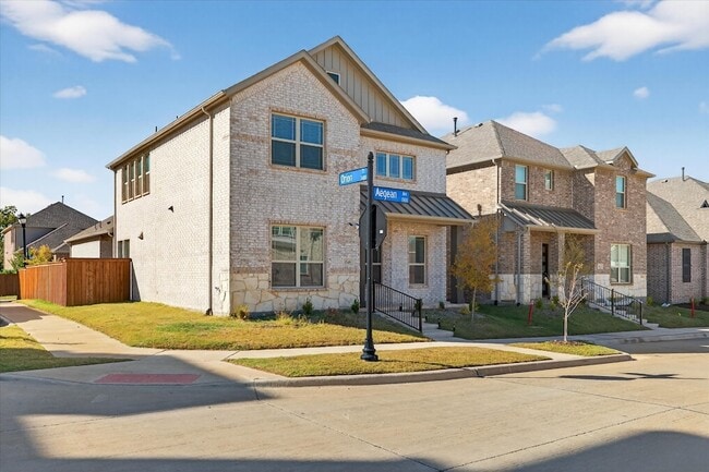 property at 1548 Euclid Aly