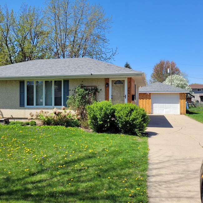 property at 956 Market St S