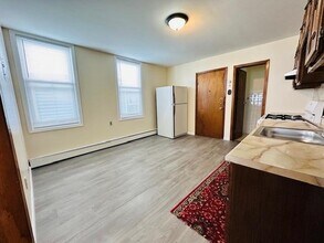 94 Andrew St in Bayonne, NJ - Building Photo - Building Photo