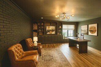 2424 Roberts Dr in Niceville, FL - Building Photo - Building Photo