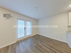 6540 Torrey Pnes Trce in Laurel Hill, FL - Building Photo - Building Photo