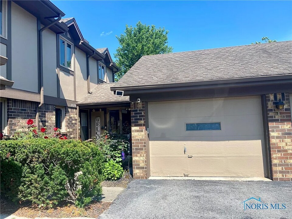 1170 Bernath Pky, Unit 1170 in Toledo, OH - Building Photo
