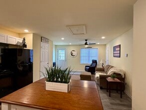 420 Hancock St, Unit A in Bangor, ME - Building Photo - Building Photo