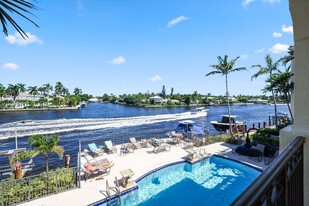 3112 Waterside Cir