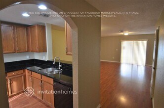 5958 London Ln in Tamarac, FL - Foto de edificio - Building Photo