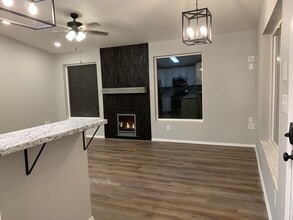 2321 S Colleen St in Palmer, AK - Building Photo - Building Photo