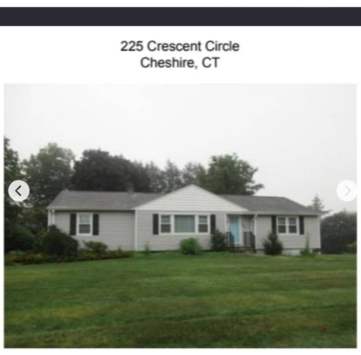 225 Crescent Cir in Cheshire, CT - Building Photo