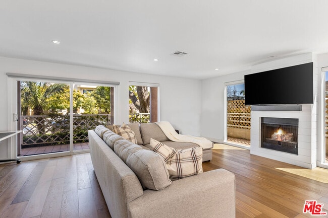property at 1240 24th St