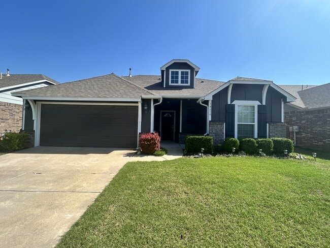 property at 14614 E 111th Ct N