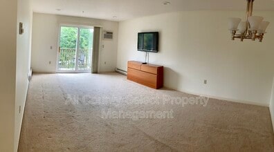 2 Ocean Ave in Gloucester, MA - Building Photo - Building Photo