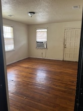 4088 N Foster Dr in Baton Rouge, LA - Foto de edificio - Building Photo