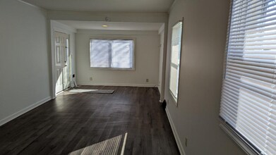 1721 Mershon St in Saginaw, MI - Foto de edificio - Building Photo