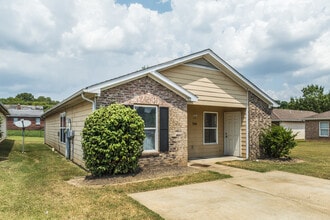 Levi Landing in Memphis, TN - Building Photo - Building Photo