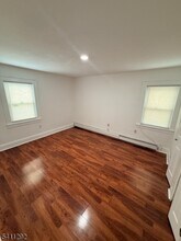 1004 Sheridan Ave in Roselle, NJ - Building Photo - Building Photo