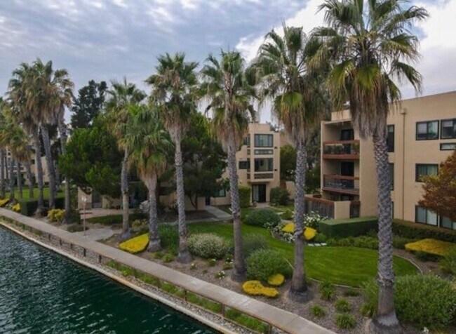 property at 920 Beach Park Blvd