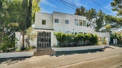 854 W Avenue 37 in Los Angeles, CA - Building Photo - Building Photo