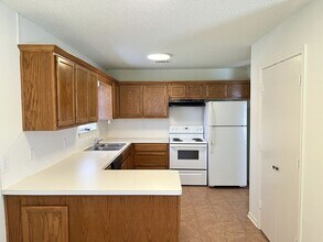 714 Old Lorena Rd in Lorena, TX - Building Photo - Building Photo