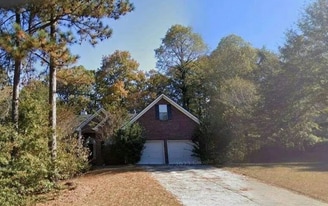 Room in House on Bramlett Blvd in Lawrenceville, GA - Building Photo