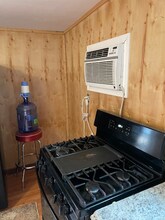 2114 Polly Ln in La Vernia, TX - Building Photo - Building Photo