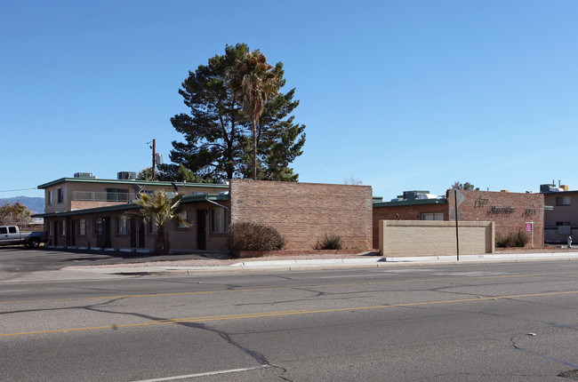 1502-1528 N Craycroft Rd in Tucson, AZ - Foto de edificio - Building Photo