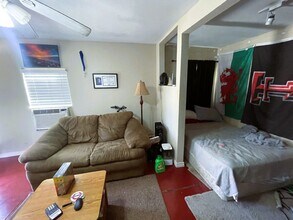 2518 20th St in Lubbock, TX - Building Photo - Building Photo