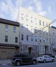 524 Adams St in Hoboken, NJ - Building Photo - Building Photo